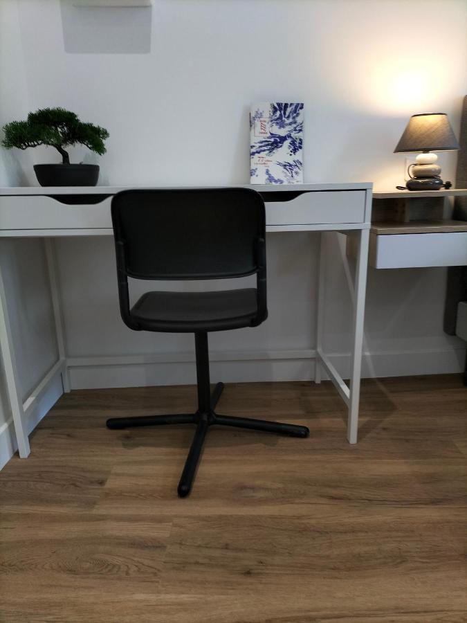 Studio Terrasse, Intra-Muros, Climatise Avec Wifi Avignon Kültér fotó
